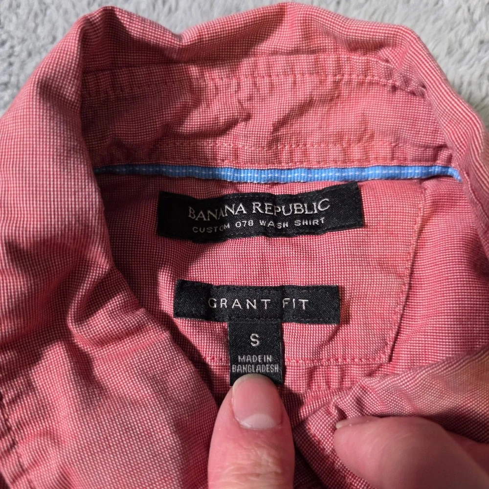 Banana Republic Mens S Button Down‎ Shirt Salmon Pink Grant Fit Cotton Long Slv